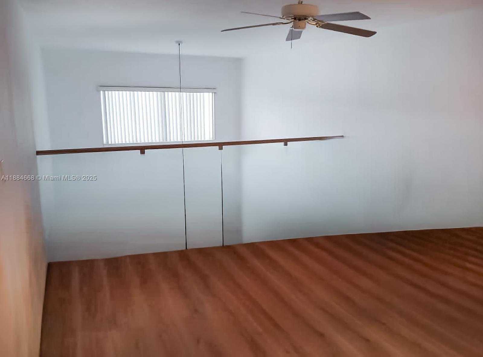 Small Image of 6814 NORTH WEST 107TH PL, Doral Number 14