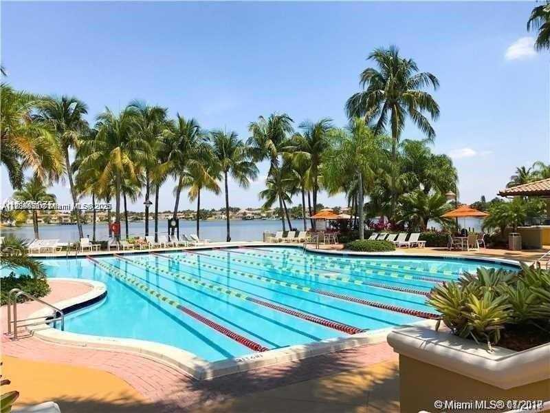 Small Image of 6814 NORTH WEST 107TH PL, Doral Number 25