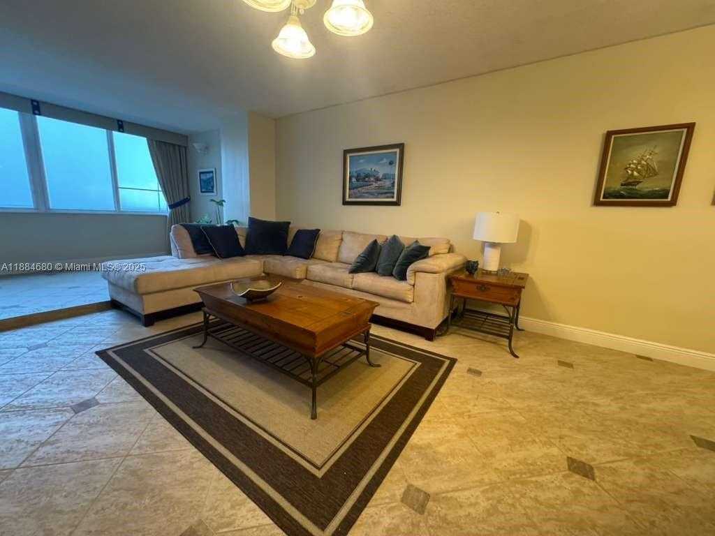 Small Image of 5005 COLLINS AVE #714, Miami Beach Number 10