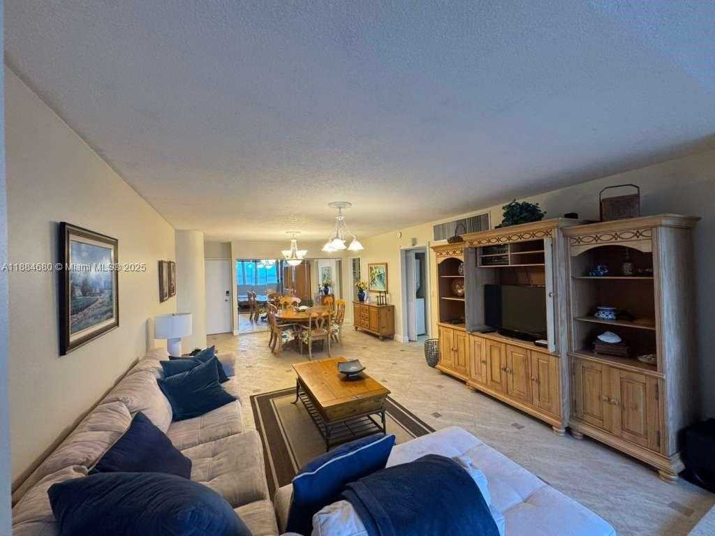 Small Image of 5005 COLLINS AVE #714, Miami Beach Number 17