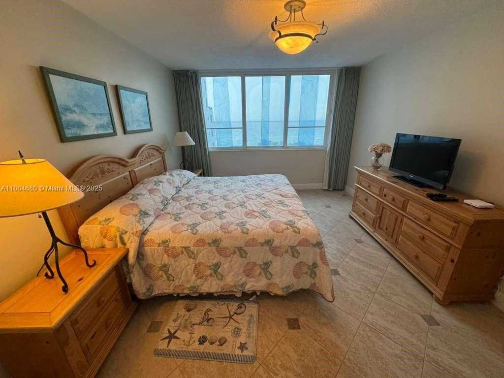 Small Image of 5005 COLLINS AVE #714, Miami Beach Number 28