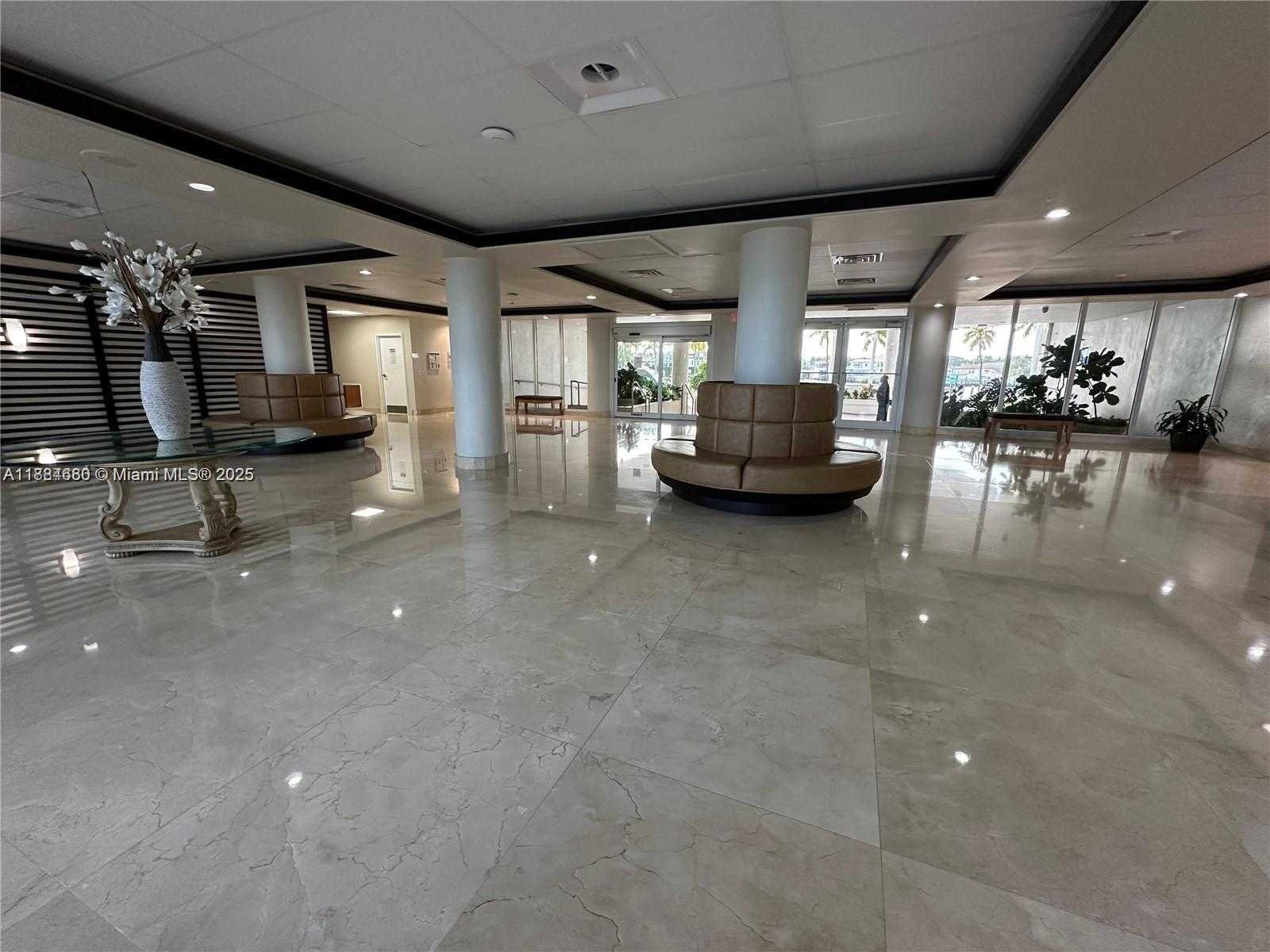 Small Image of 5005 COLLINS AVE #714, Miami Beach Number 36