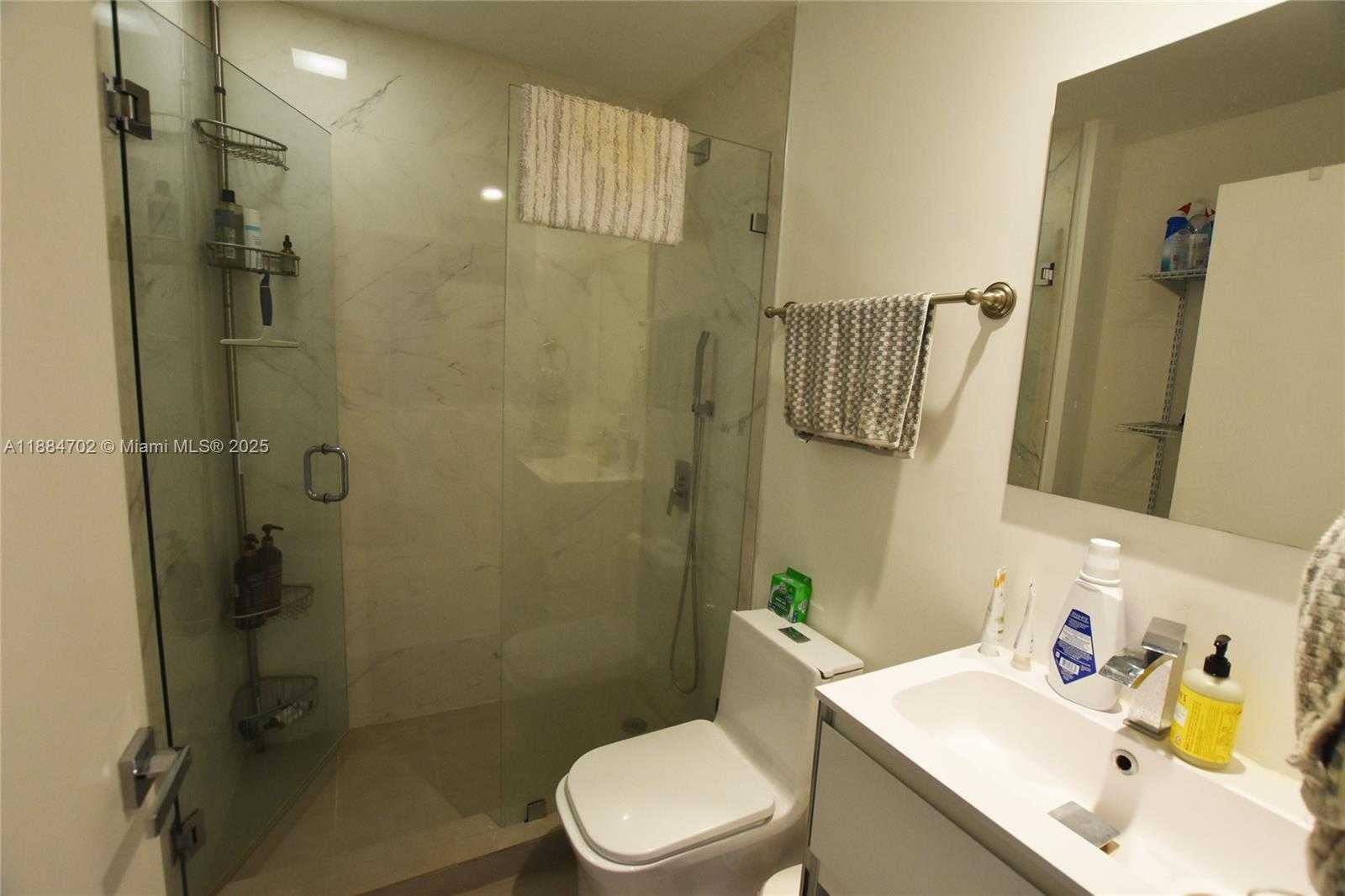 Small Image of 540 BRICKELL KEY DR #507, Miami Number 26