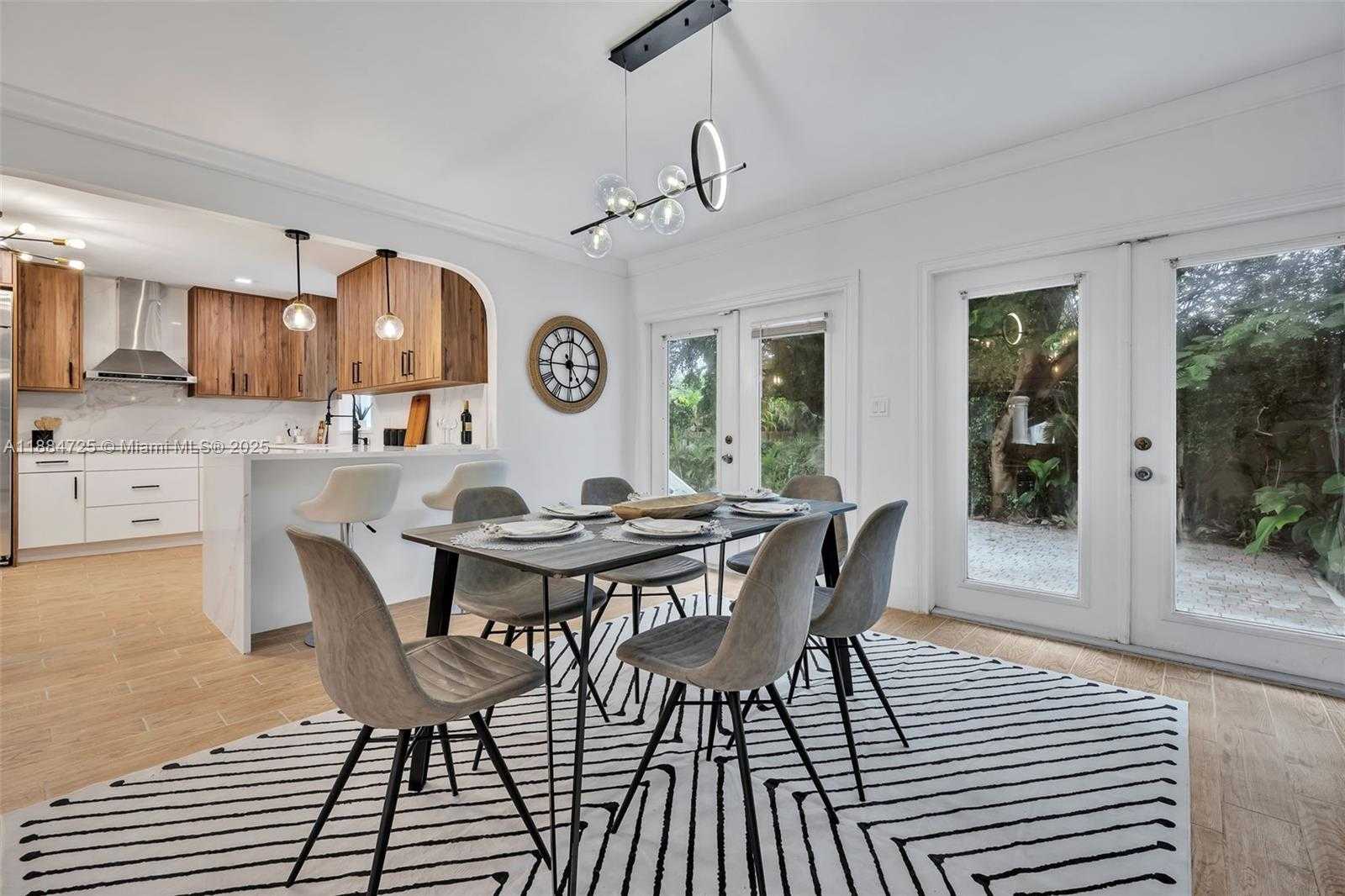 Small Image of 5701 SOUTH WEST 33RD ST, Miami Number 13
