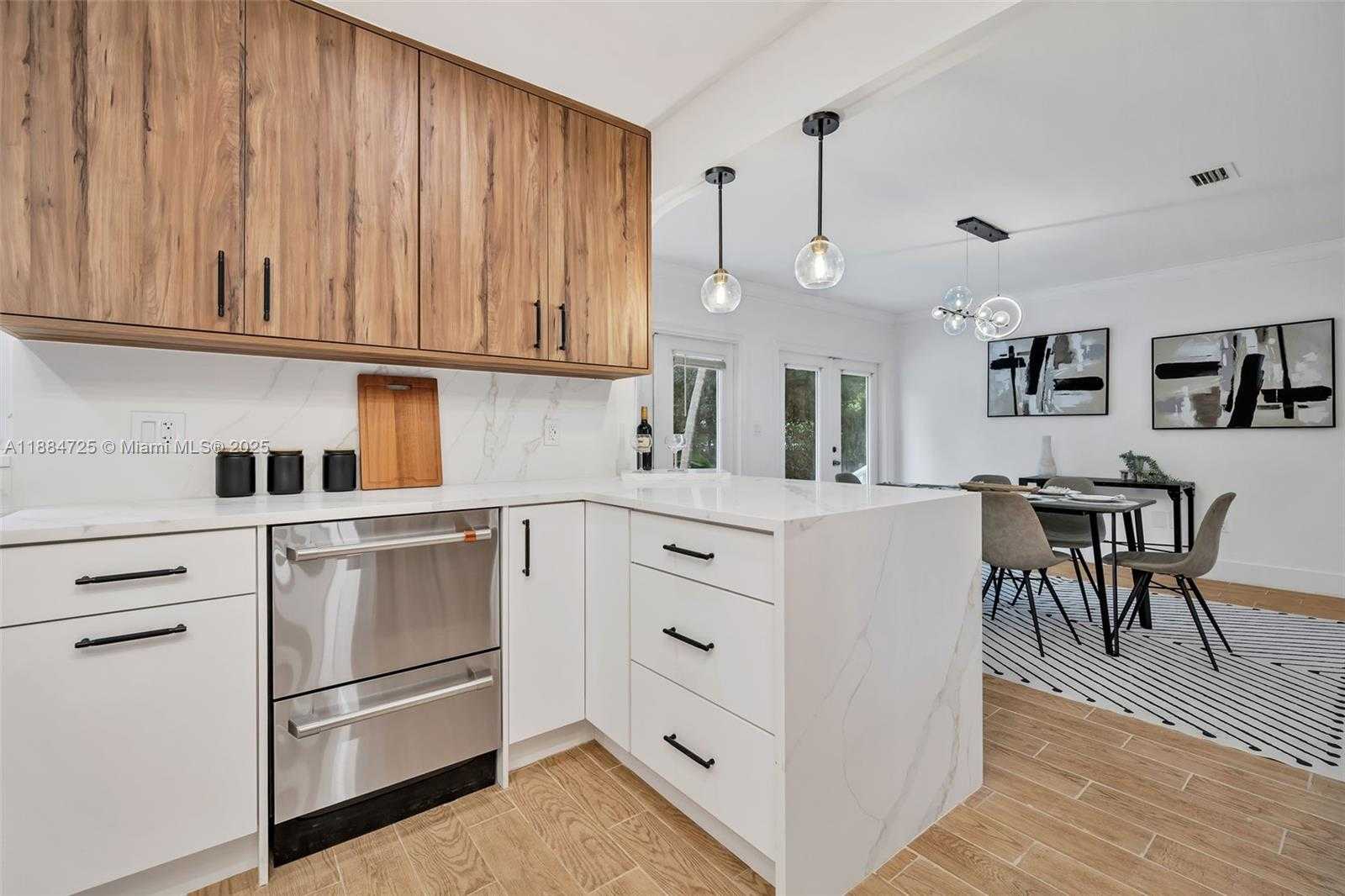 Small Image of 5701 SOUTH WEST 33RD ST, Miami Number 15