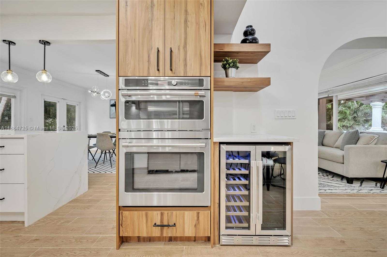 Small Image of 5701 SOUTH WEST 33RD ST, Miami Number 16