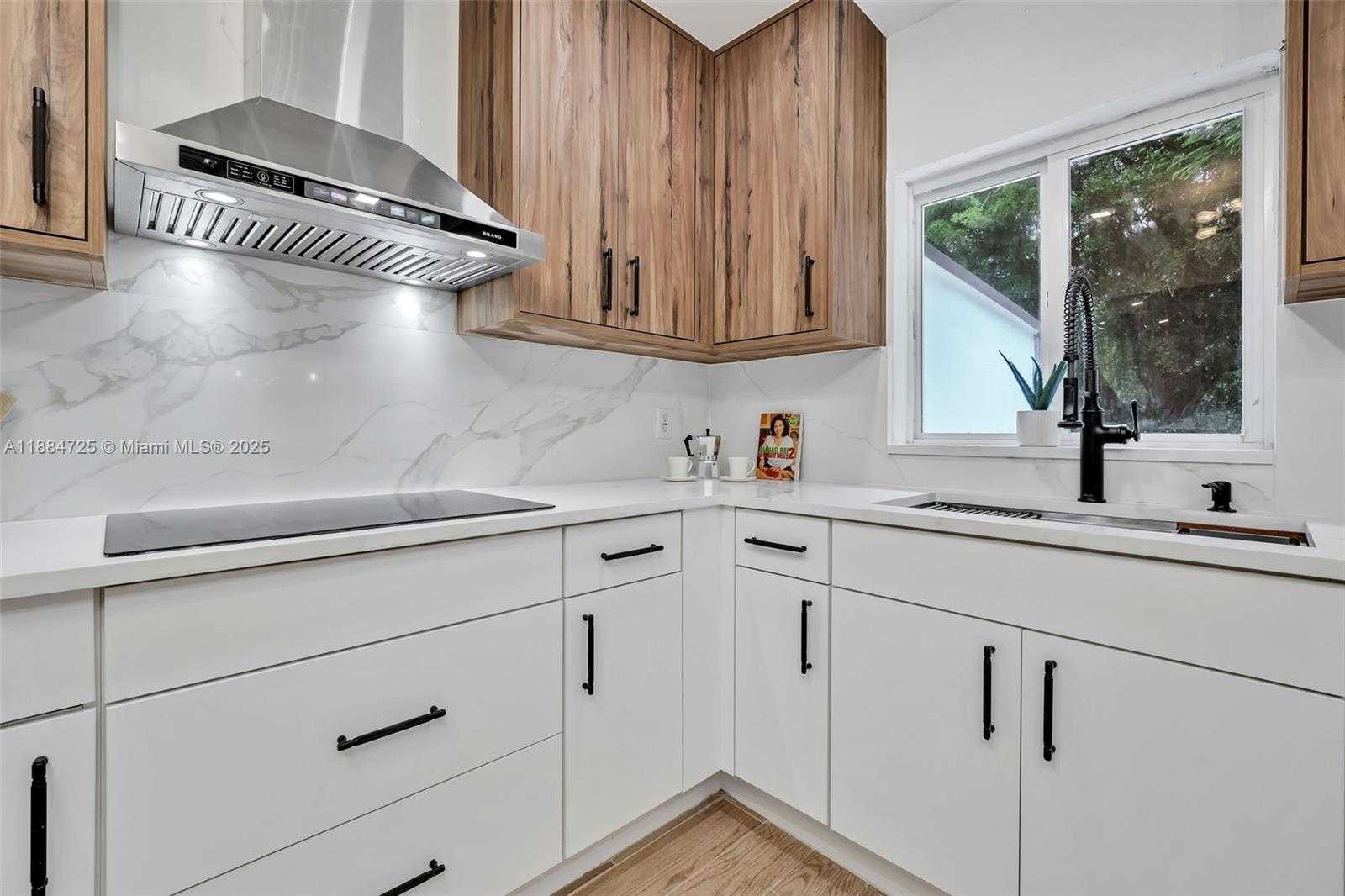 Small Image of 5701 SOUTH WEST 33RD ST, Miami Number 19