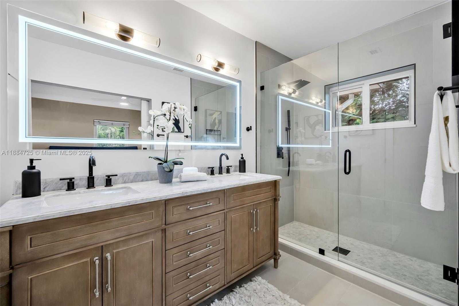Small Image of 5701 SOUTH WEST 33RD ST, Miami Number 25