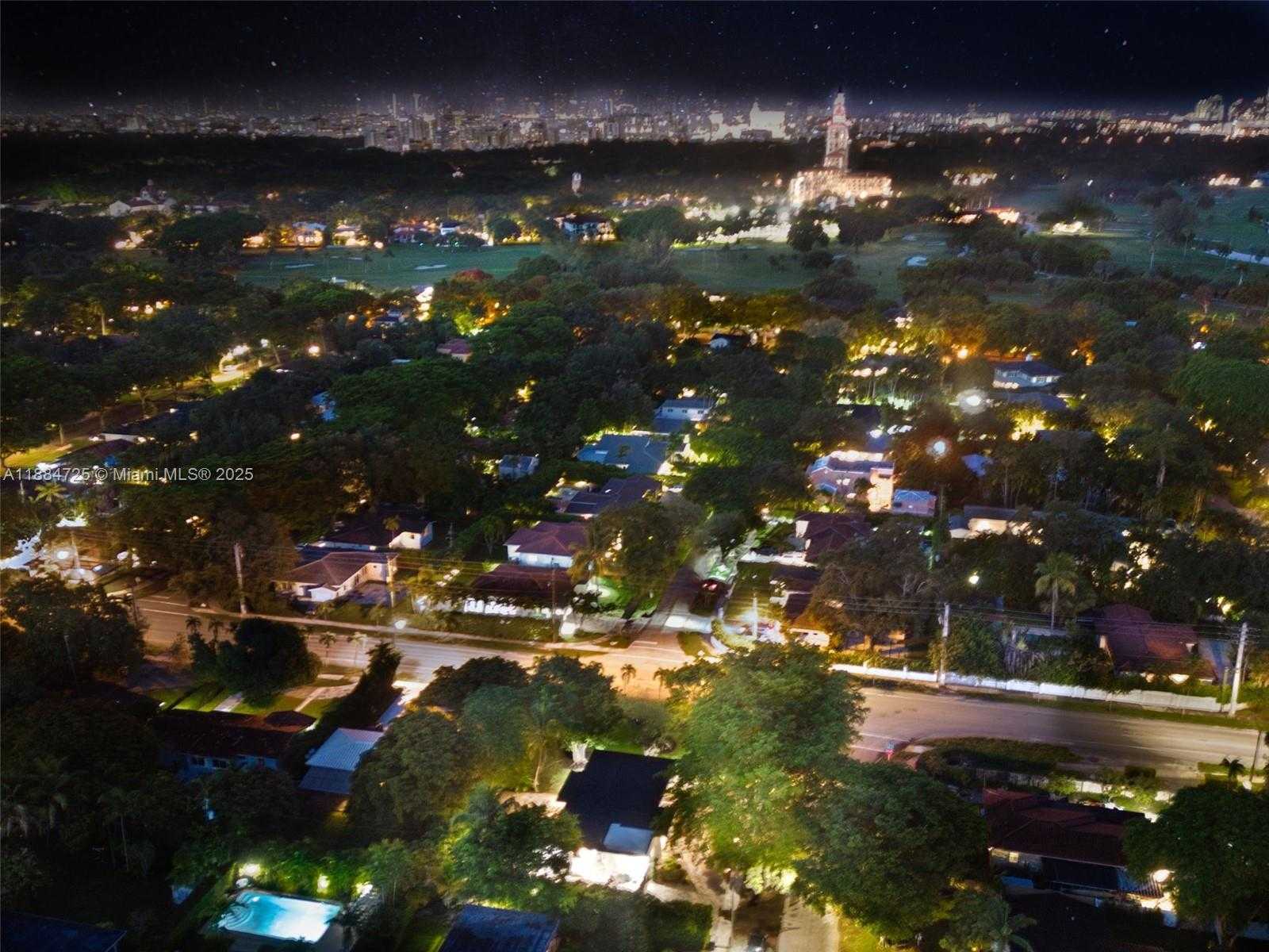 Small Image of 5701 SOUTH WEST 33RD ST, Miami Number 37