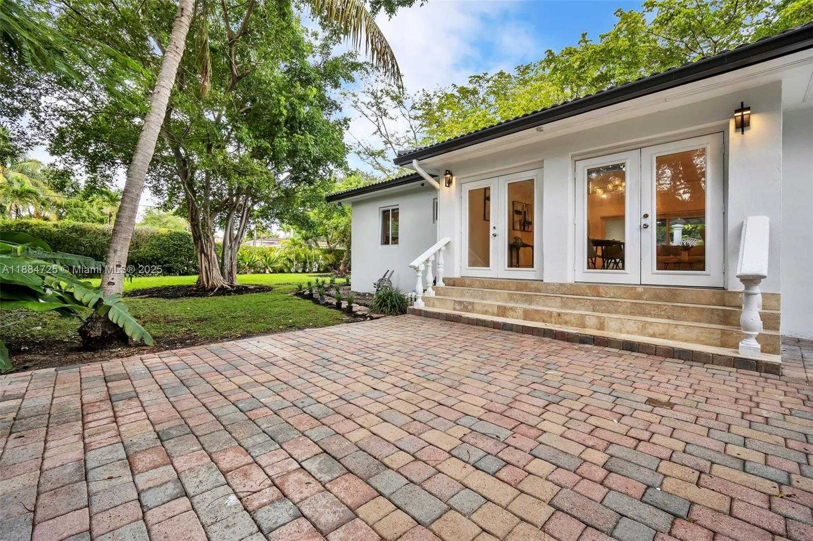 Small Image of 5701 SOUTH WEST 33RD ST, Miami Number 45