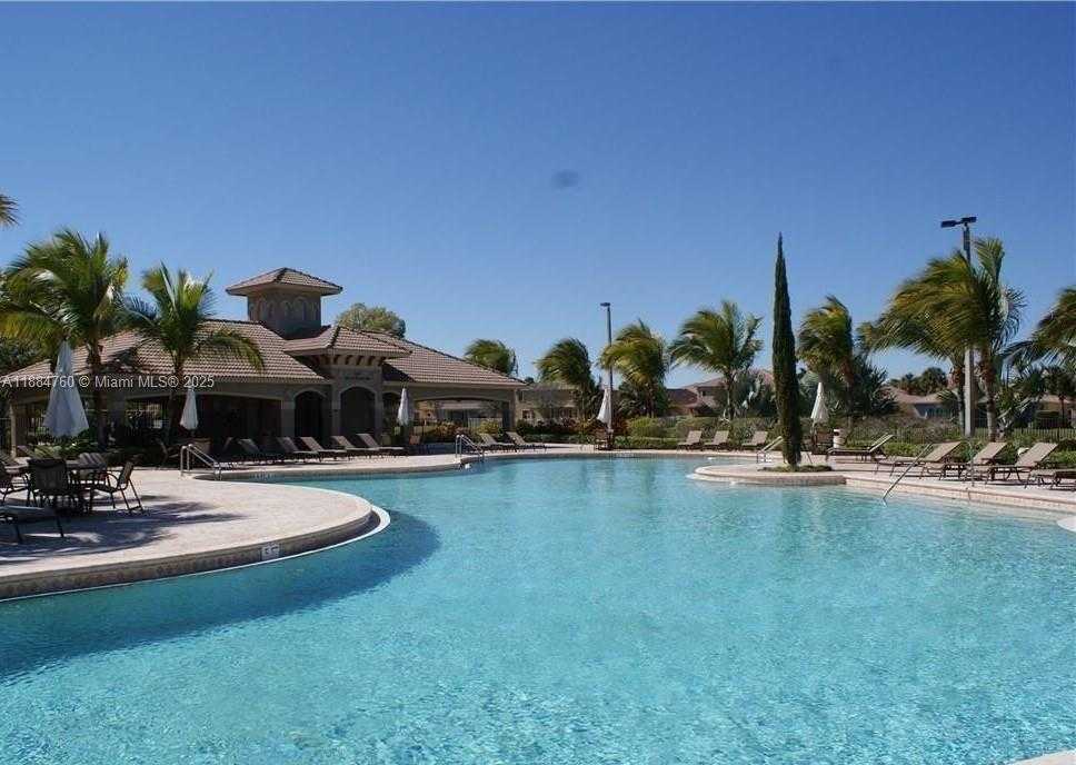 Small Image of 4321 WEST WHITEWATER AVE, Weston Number 17