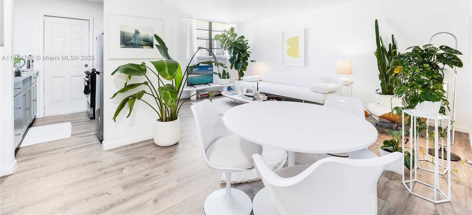 Small Image of 301 JEFFERSON AVE #2D, Miami Beach Number 4