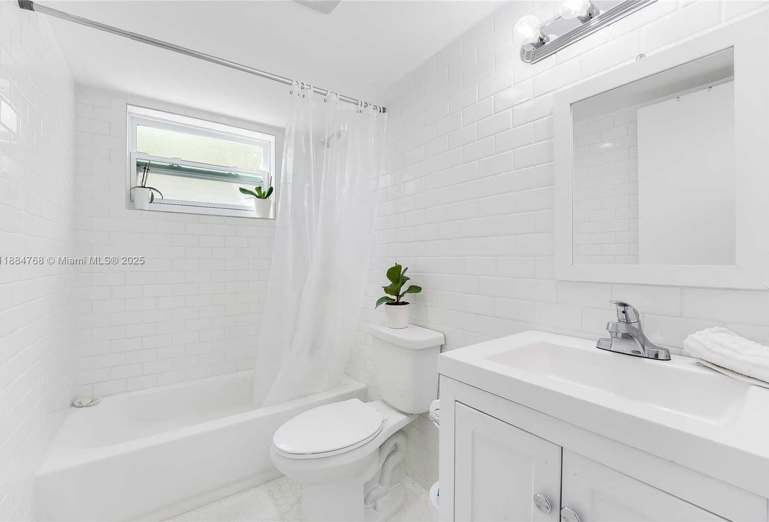 Small Image of 301 JEFFERSON AVE #2D, Miami Beach Number 8