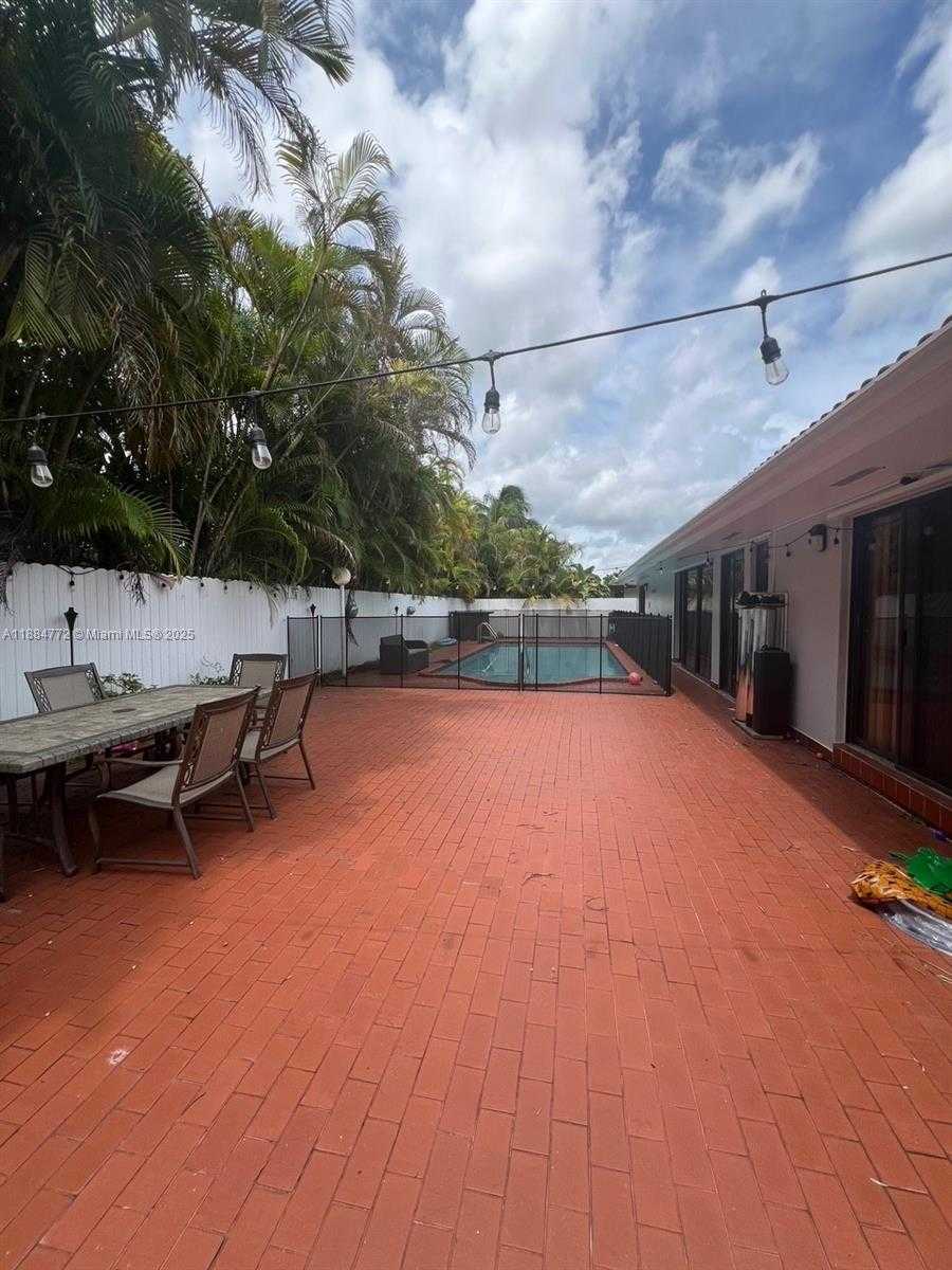 Small Image of 12310 SOUTH WEST 97TH ST, Miami Number 12