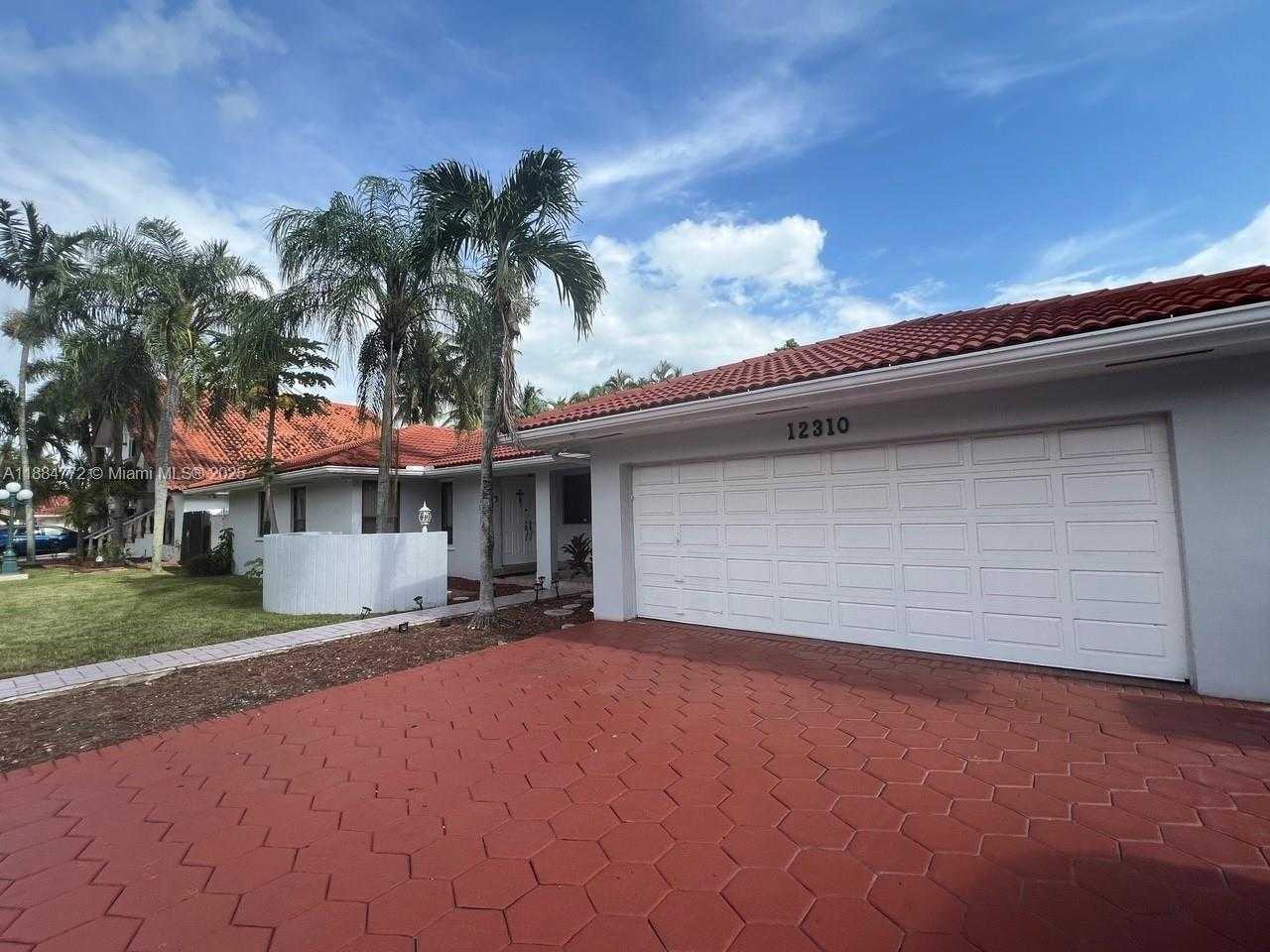 Small Image of 12310 SOUTH WEST 97TH ST, Miami Number 5