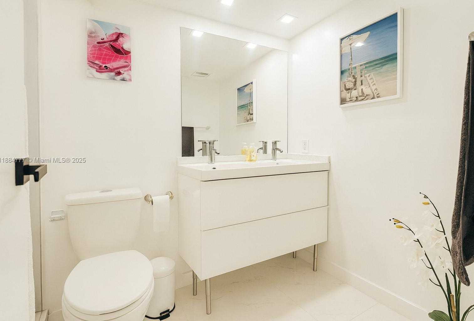Small Image of 7601 EAST TREASURE DR #1123, North Bay Village Number 15