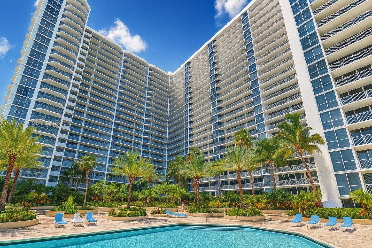 Small Image of 7601 EAST TREASURE DR #1123, North Bay Village Number 16