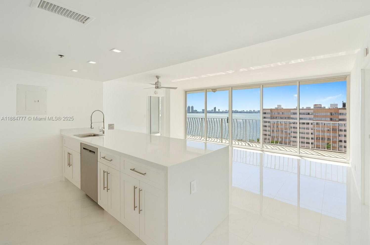 Small Image of 7601 EAST TREASURE DR #1123, North Bay Village Number 5