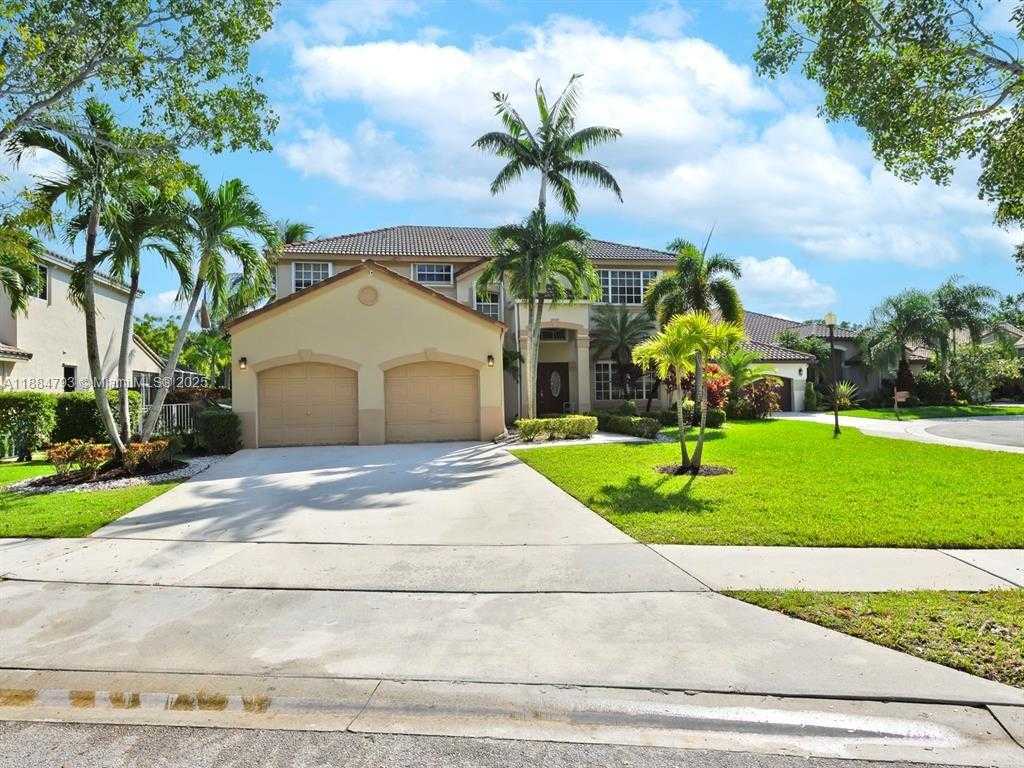 Small Image of 762 VERONA LAKE DR, Weston Number 6