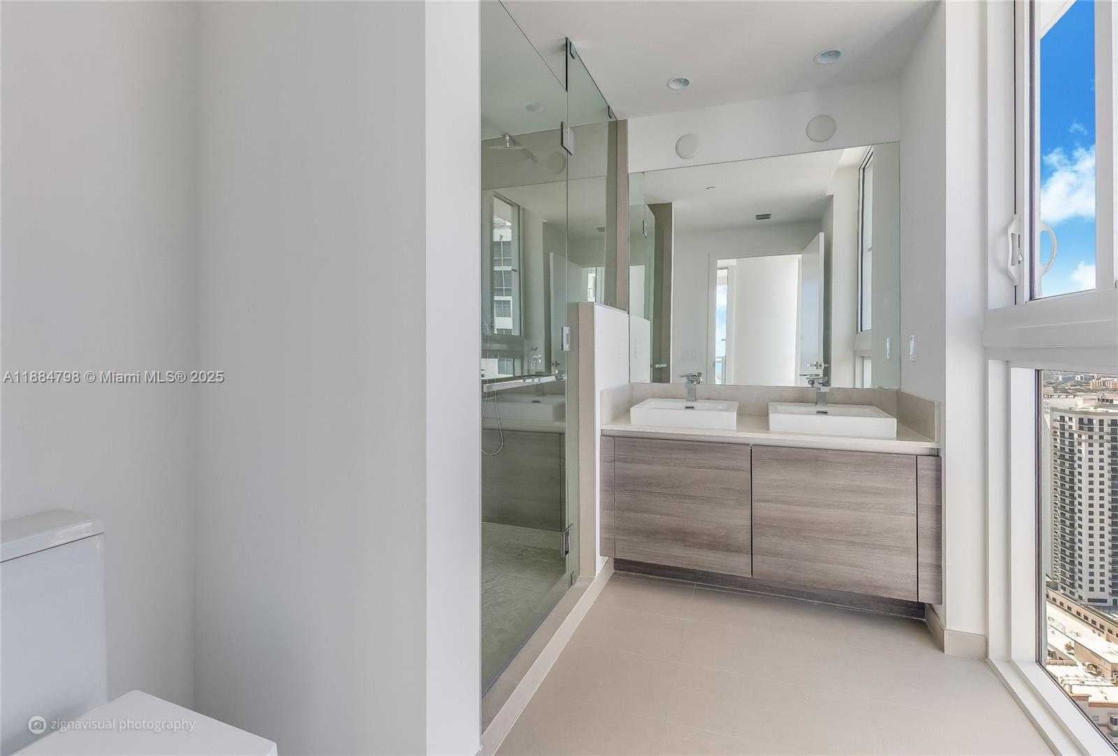Small Image of 1080 BRICKELL AVE #4402, Miami Number 7