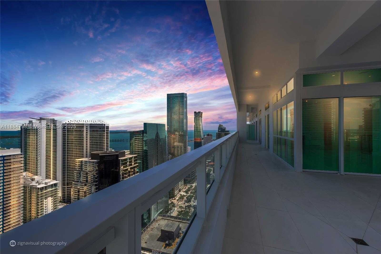 Small Image of 1080 BRICKELL AVE #4402, Miami Number 8