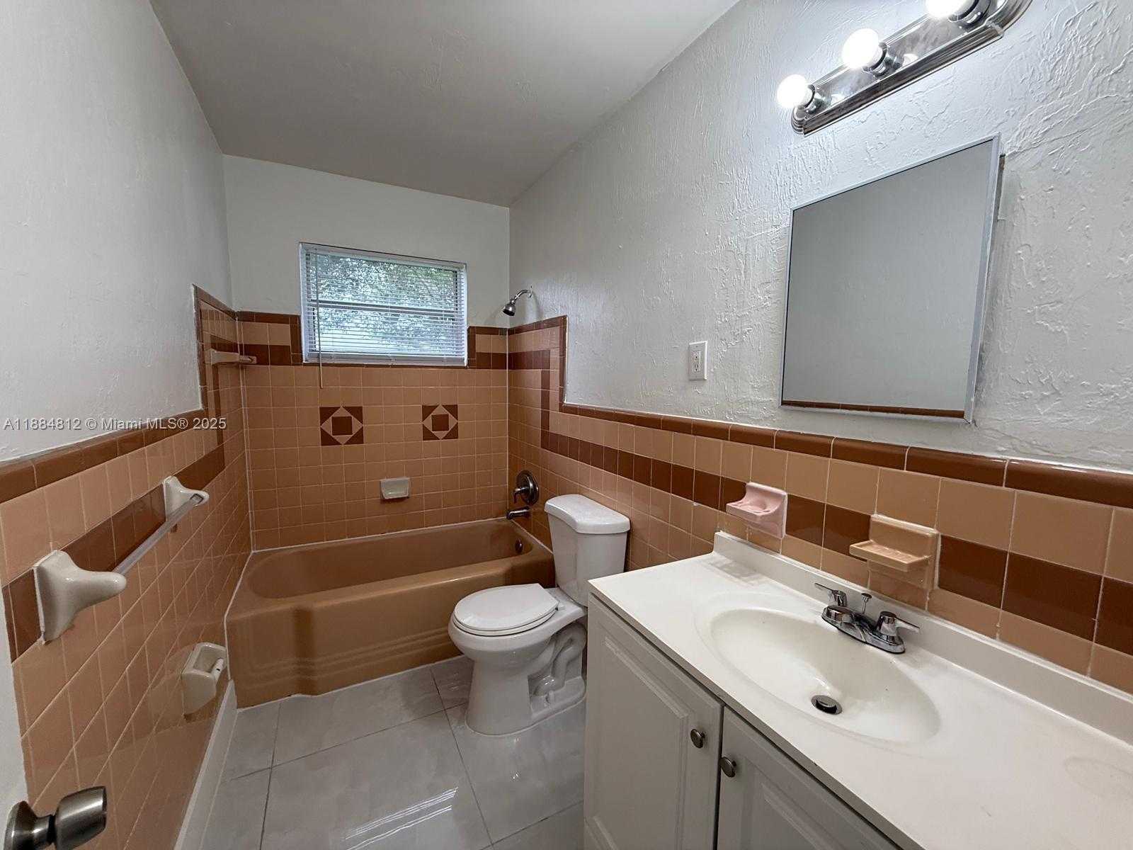 Small Image of 3440 NORTH WEST 4TH ST, Lauderhill Number 15