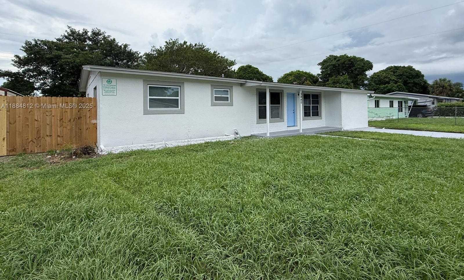 Small Image of 3440 NORTH WEST 4TH ST, Lauderhill Number 3