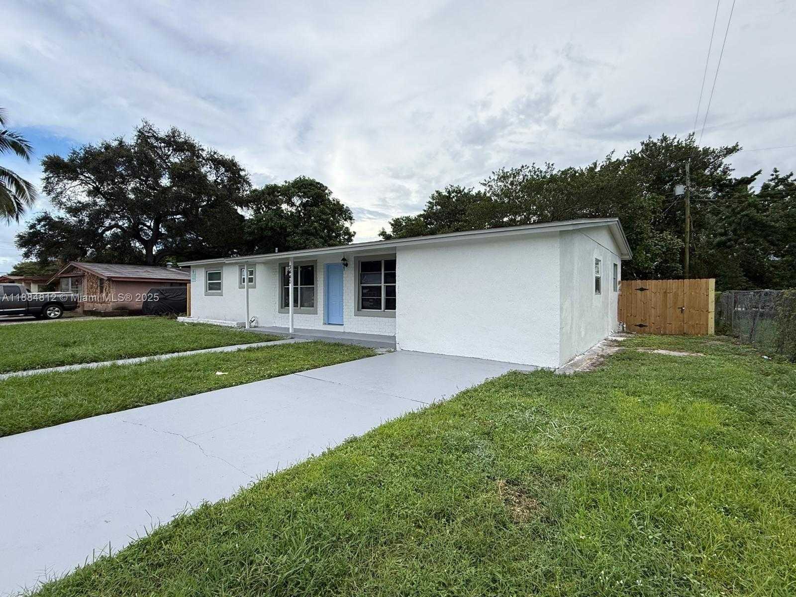 Small Image of 3440 NORTH WEST 4TH ST, Lauderhill Number 4