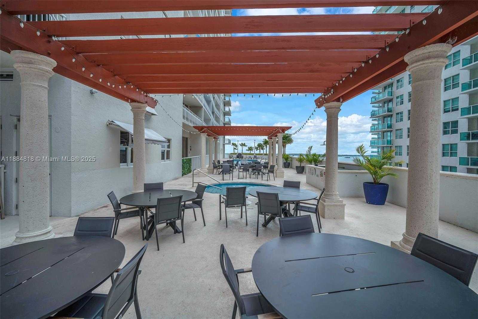 Small Image of 1200 BRICKELL BAY DR #3123, Miami Number 21