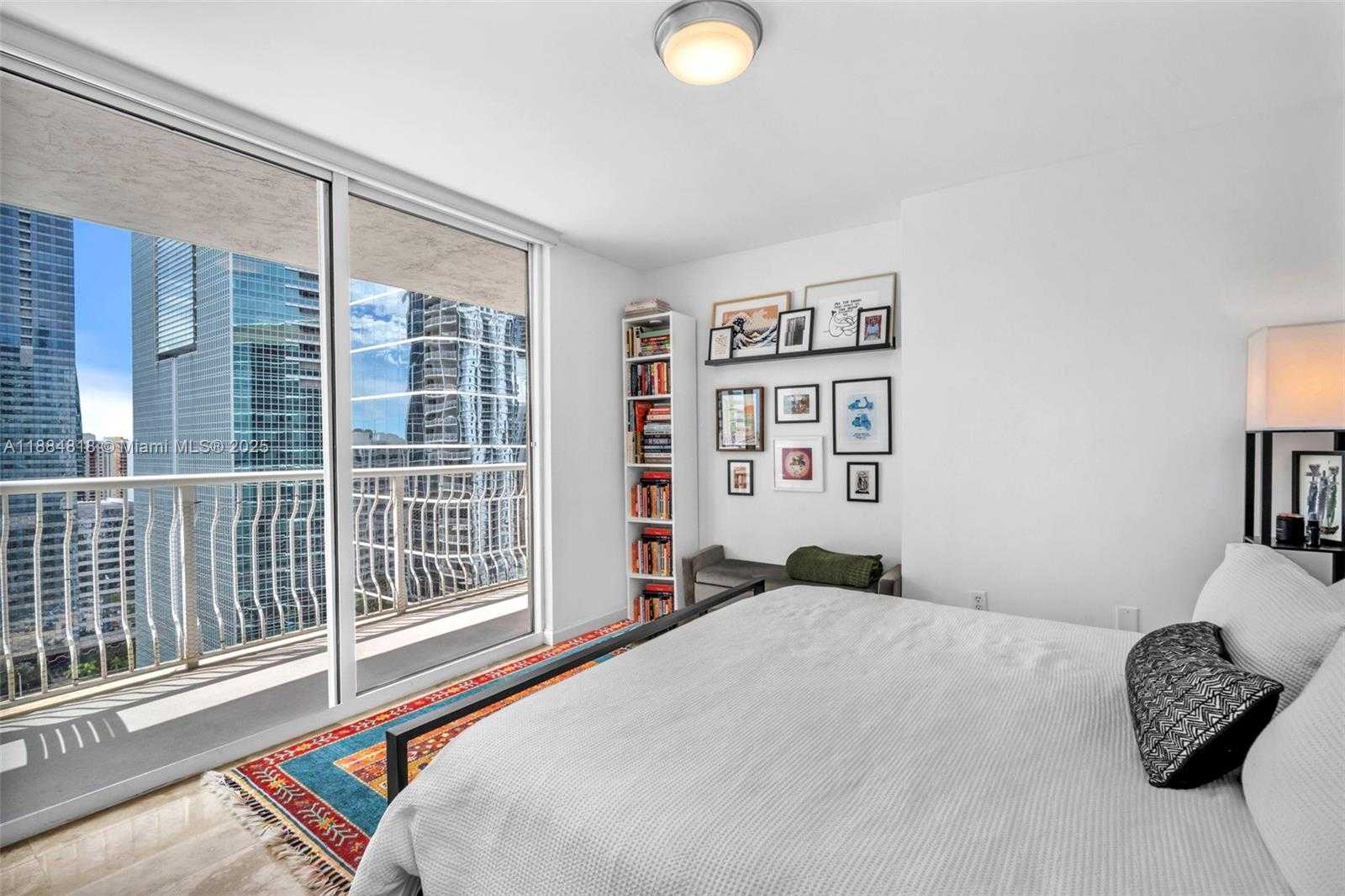 Small Image of 1200 BRICKELL BAY DR #3123, Miami Number 9