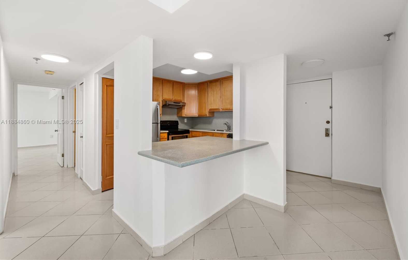 Small Image of 1623 COLLINS AVE #PH1014, Miami Beach Number 10