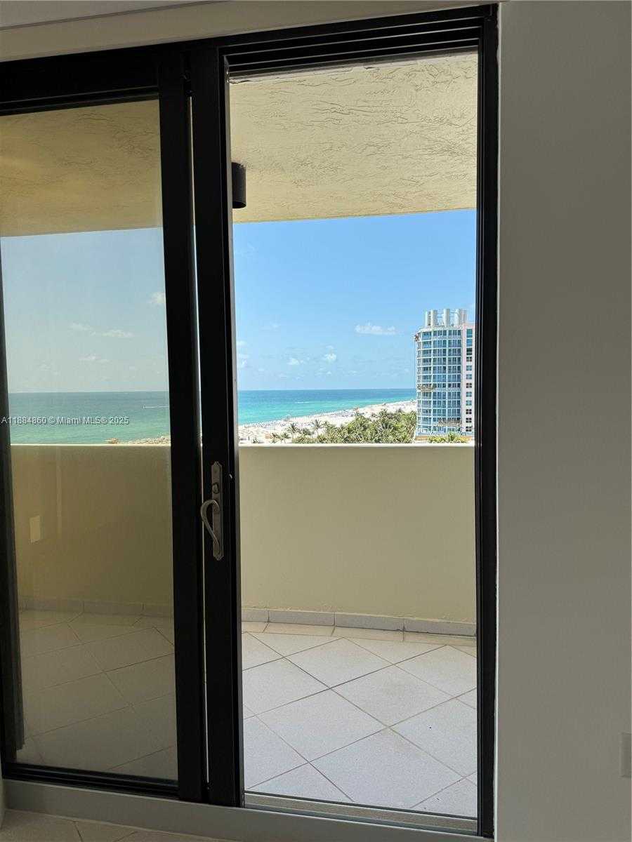 Small Image of 1623 COLLINS AVE #PH1014, Miami Beach Number 8