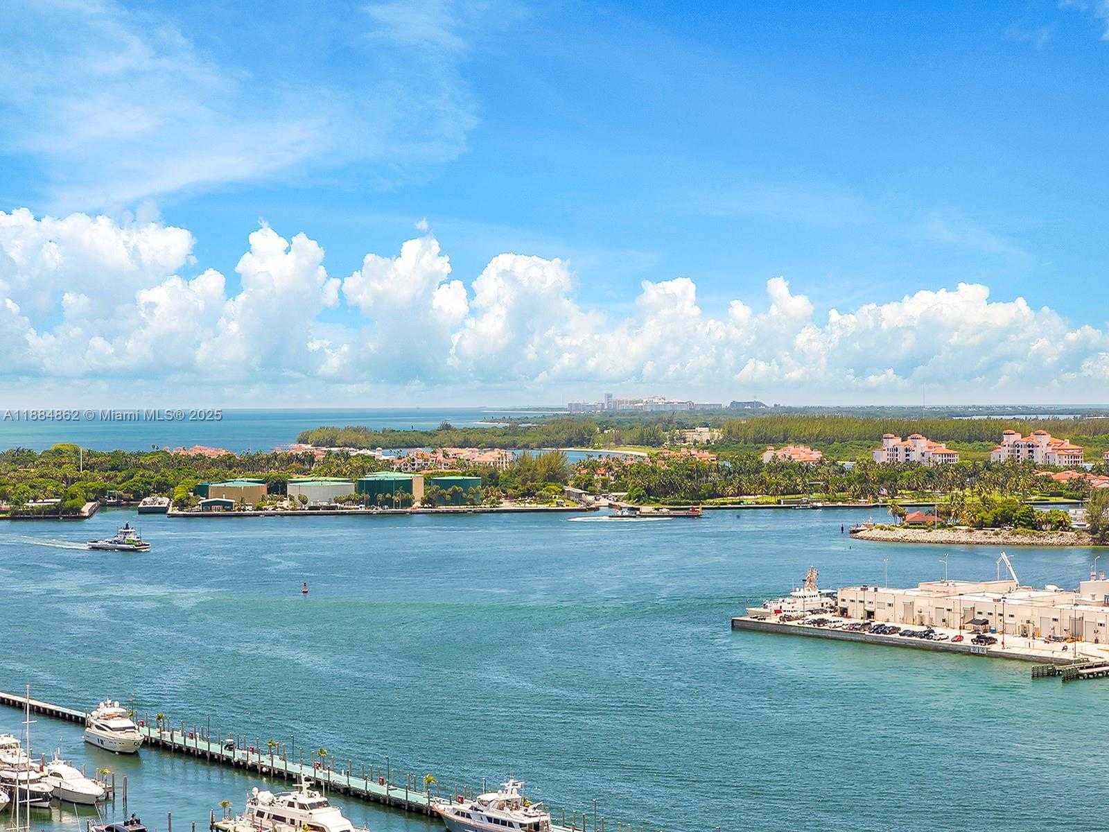 Small Image of 540 WEST AVE #2111, Miami Beach Number 5