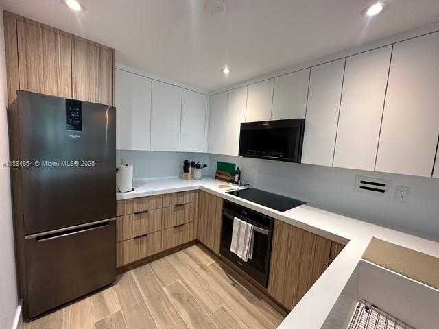 Small Image of 2301 COLLINS AVE #511, Miami Beach Number 12