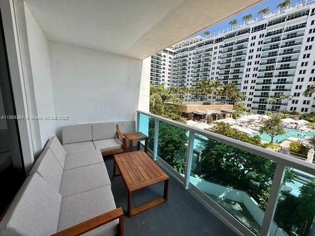 Small Image of 2301 COLLINS AVE #511, Miami Beach Number 7