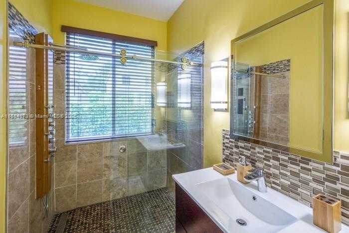 Small Image of 590 CONSERVATION DR, Weston Number 13