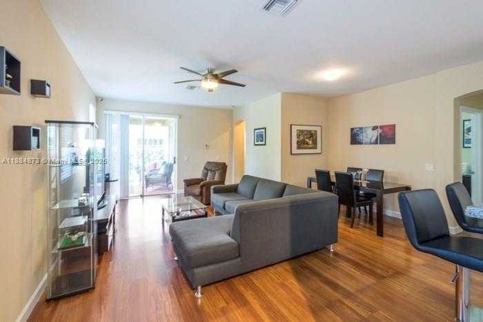 Small Image of 590 CONSERVATION DR, Weston Number 9