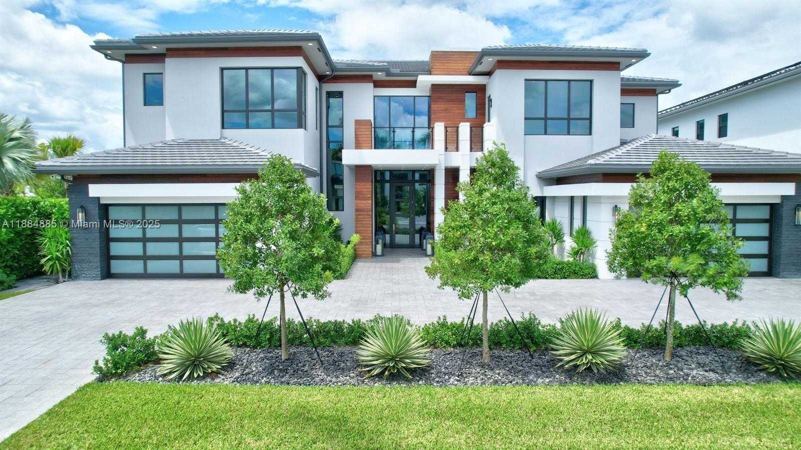 Small Image of 17241 CARRETTO COURT, Boca Raton Number 4
