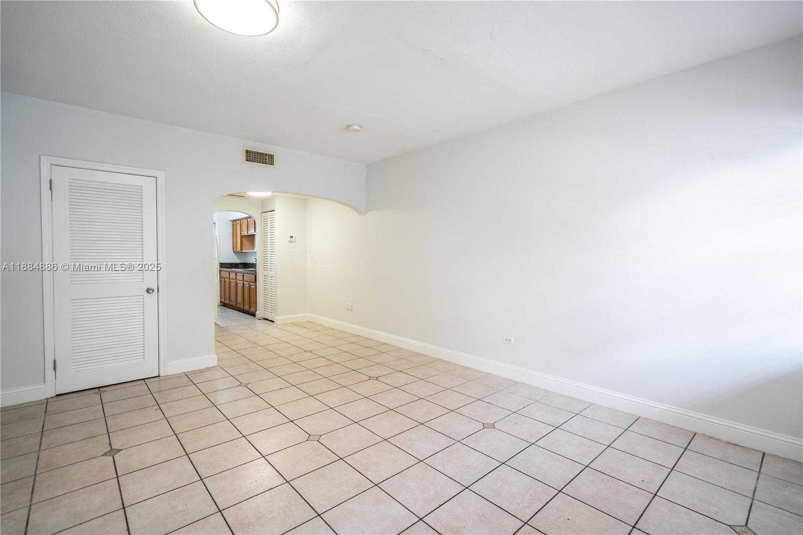 Small Image of 400 81 ST #4, Miami Beach Number 4
