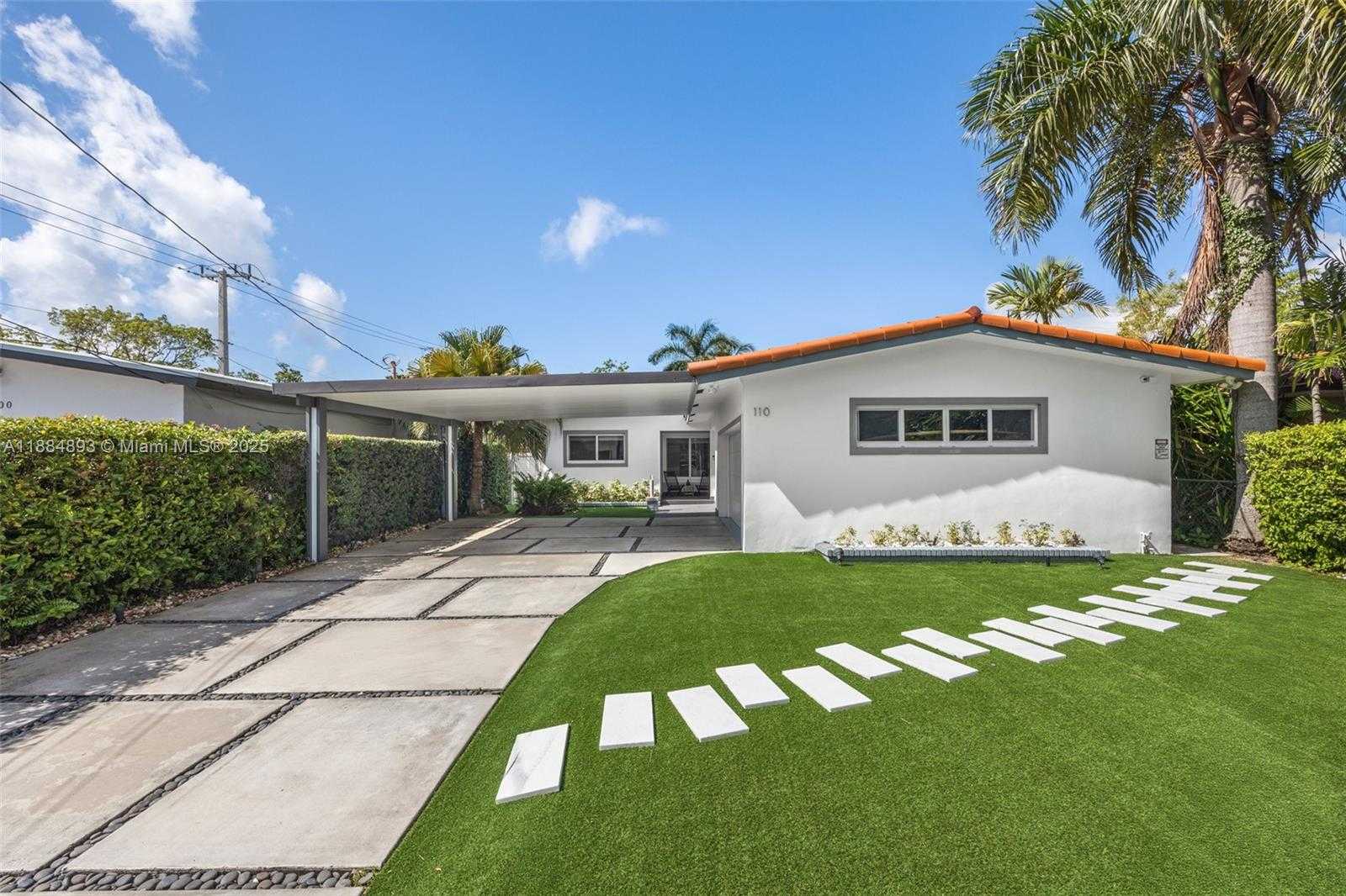 Small Image of 110 SOUTH WEST 22ND RD, Miami Number 2