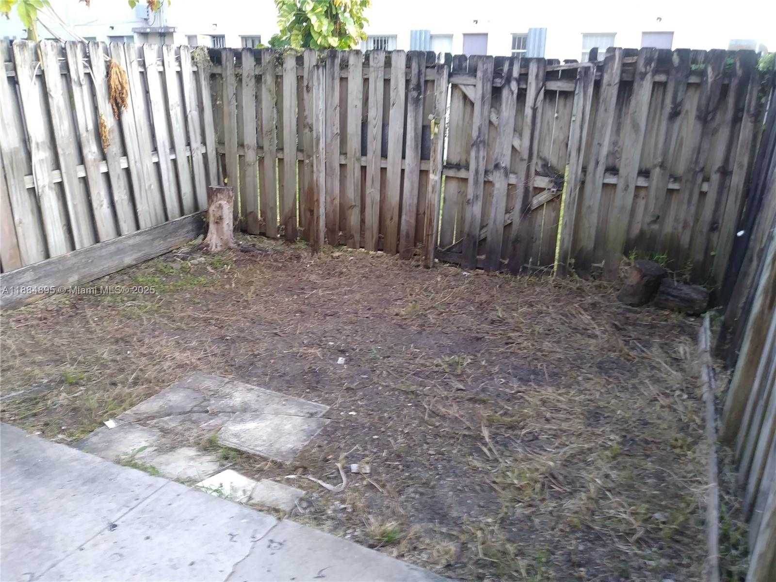 Small Image of 228 NORTH WEST 84TH ST #228, Miami Number 15