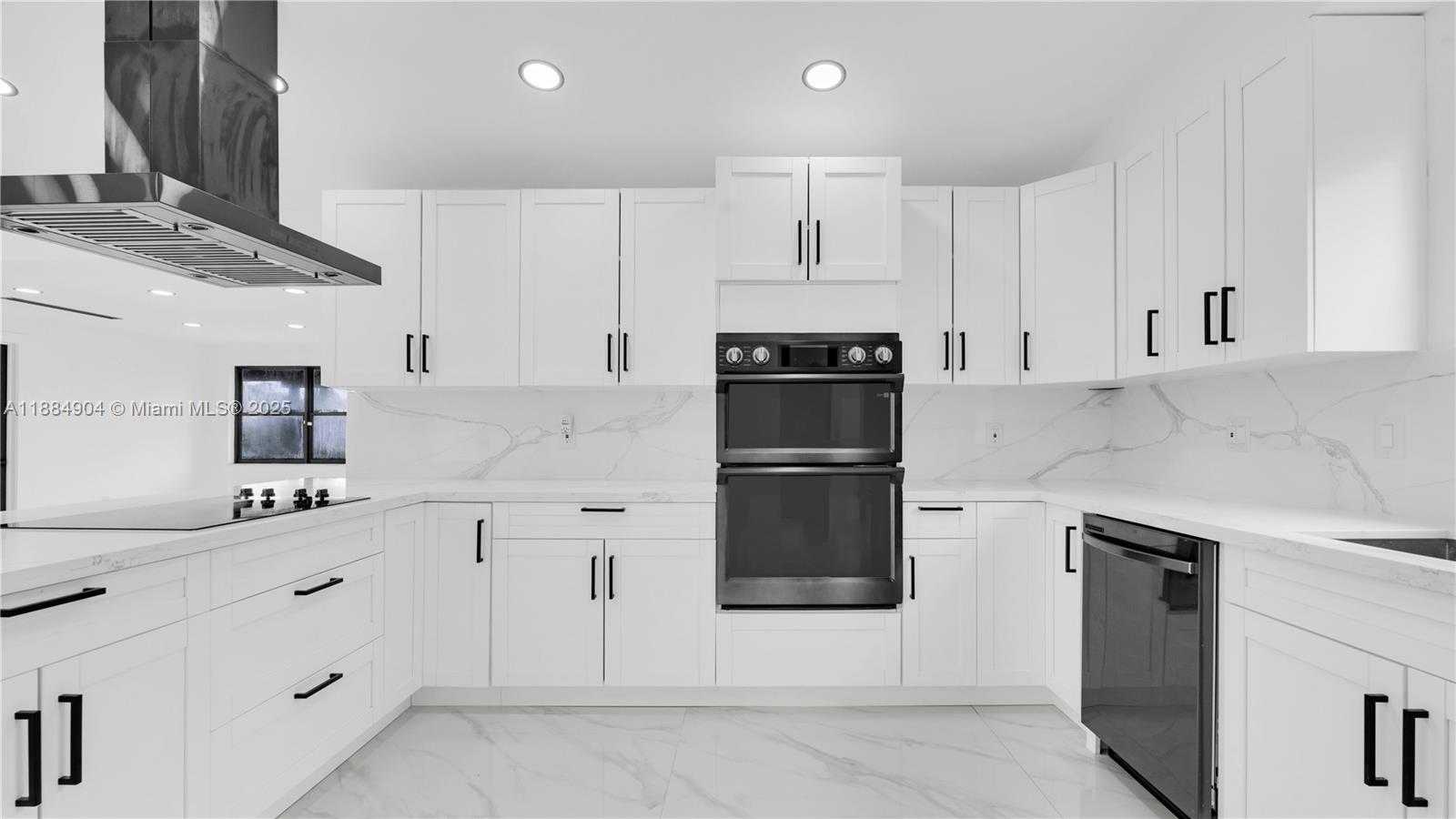 Small Image of 2413 GULFSTREAM LN, Fort Lauderdale Number 15