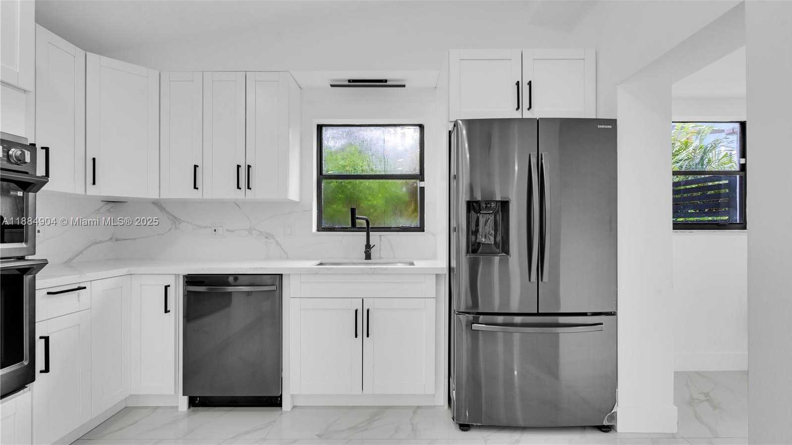Small Image of 2413 GULFSTREAM LN, Fort Lauderdale Number 16