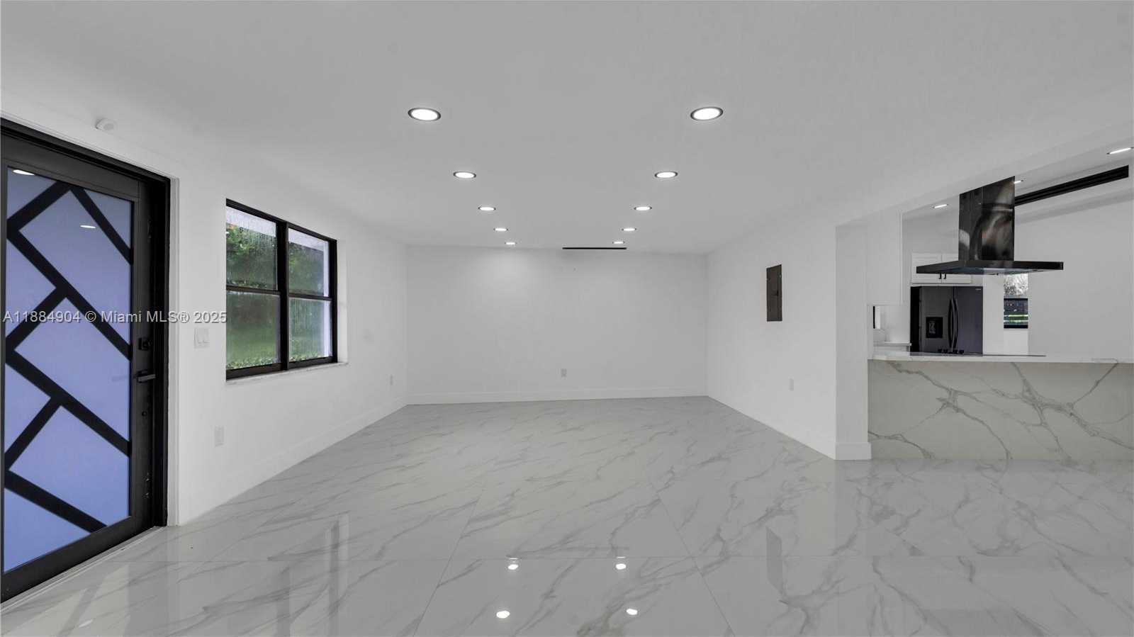 Small Image of 2413 GULFSTREAM LN, Fort Lauderdale Number 20