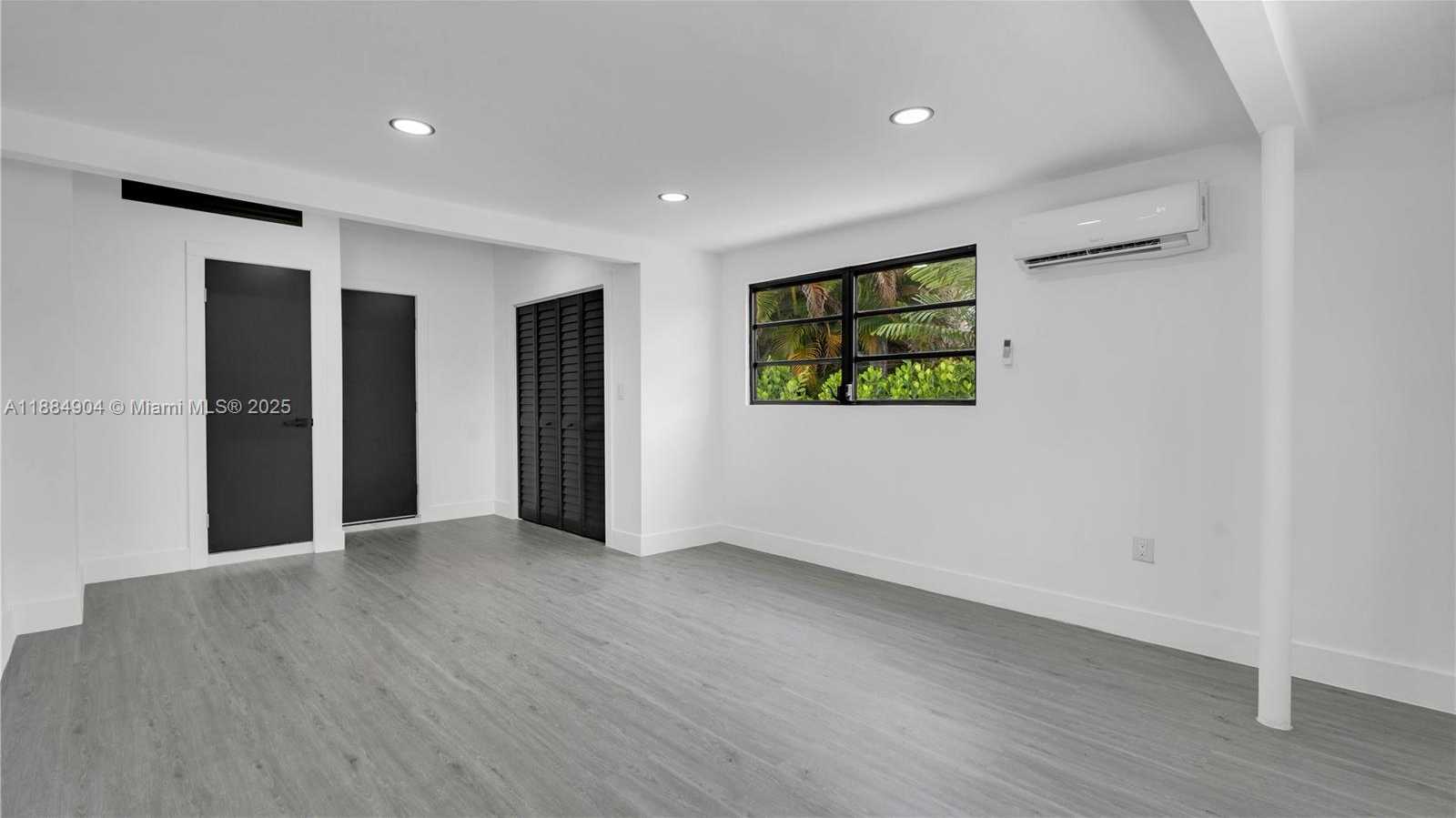 Small Image of 2413 GULFSTREAM LN, Fort Lauderdale Number 41