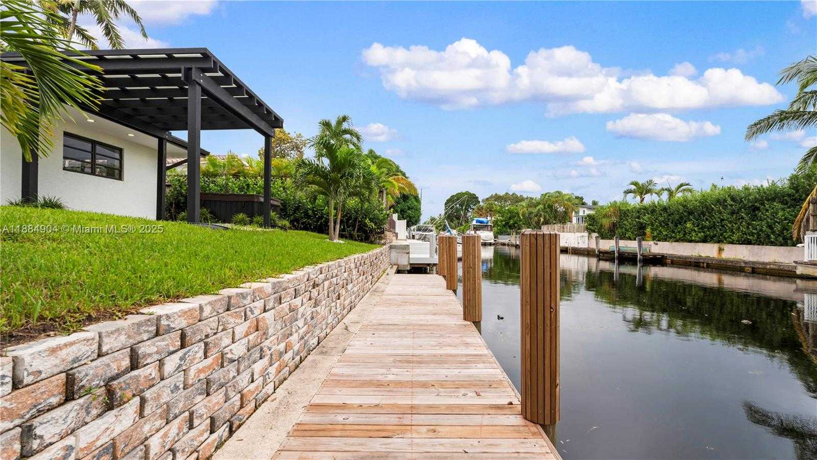 Small Image of 2413 GULFSTREAM LN, Fort Lauderdale Number 48