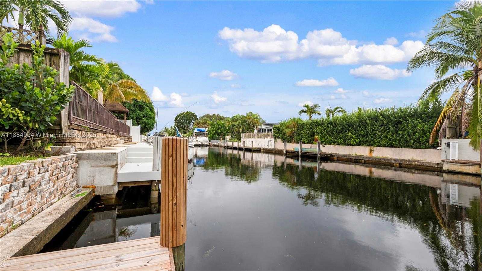 Small Image of 2413 GULFSTREAM LN, Fort Lauderdale Number 49