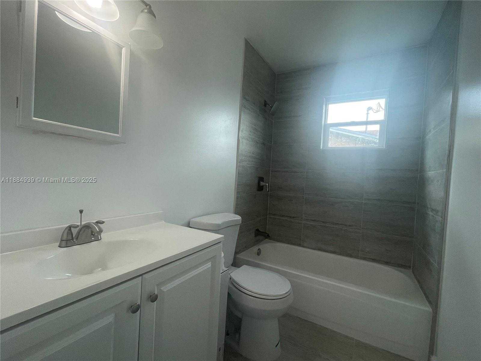 Small Image of 2260 NORTH WEST 61ST ST, Miami Number 6
