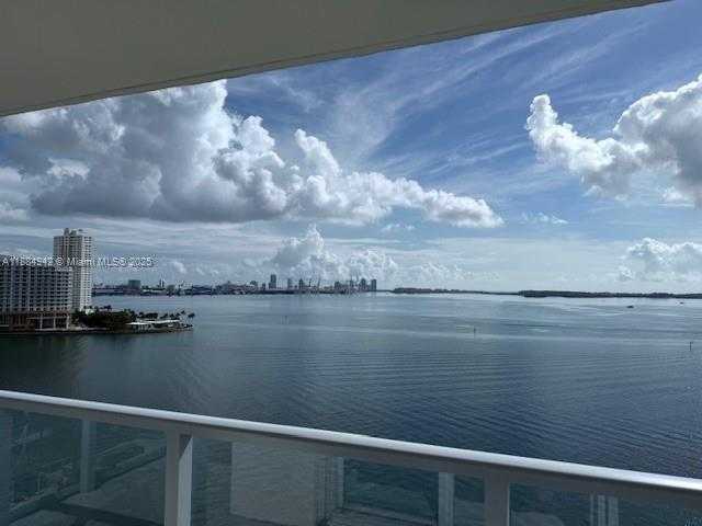 Small Image of 1155 BRICKELL BAY DR #1210, Miami Number 6