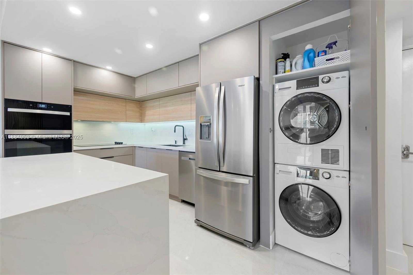 Small Image of 19370 COLLINS AVE #507, Sunny Isles Beach Number 10